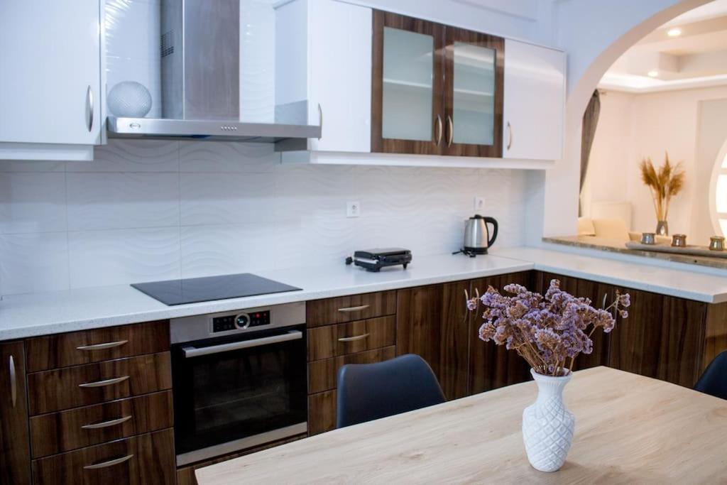 Spacious Apartment In The Heart Of Pythagorion Zewnętrze zdjęcie